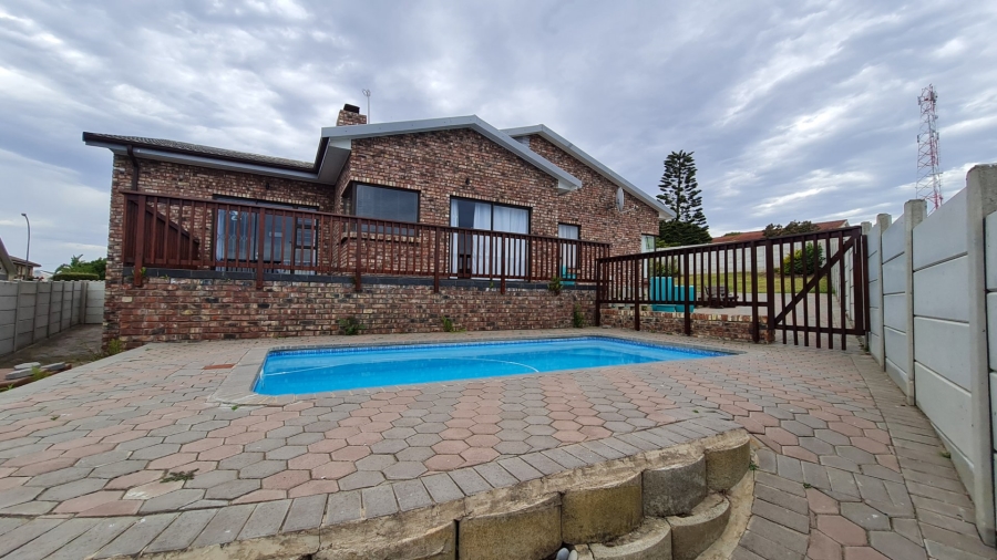 5 Bedroom Property for Sale in Dana Bay Western Cape